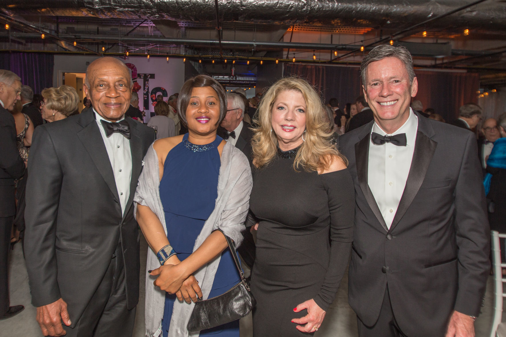 051119operatheatreannualspringgala26.jpg
